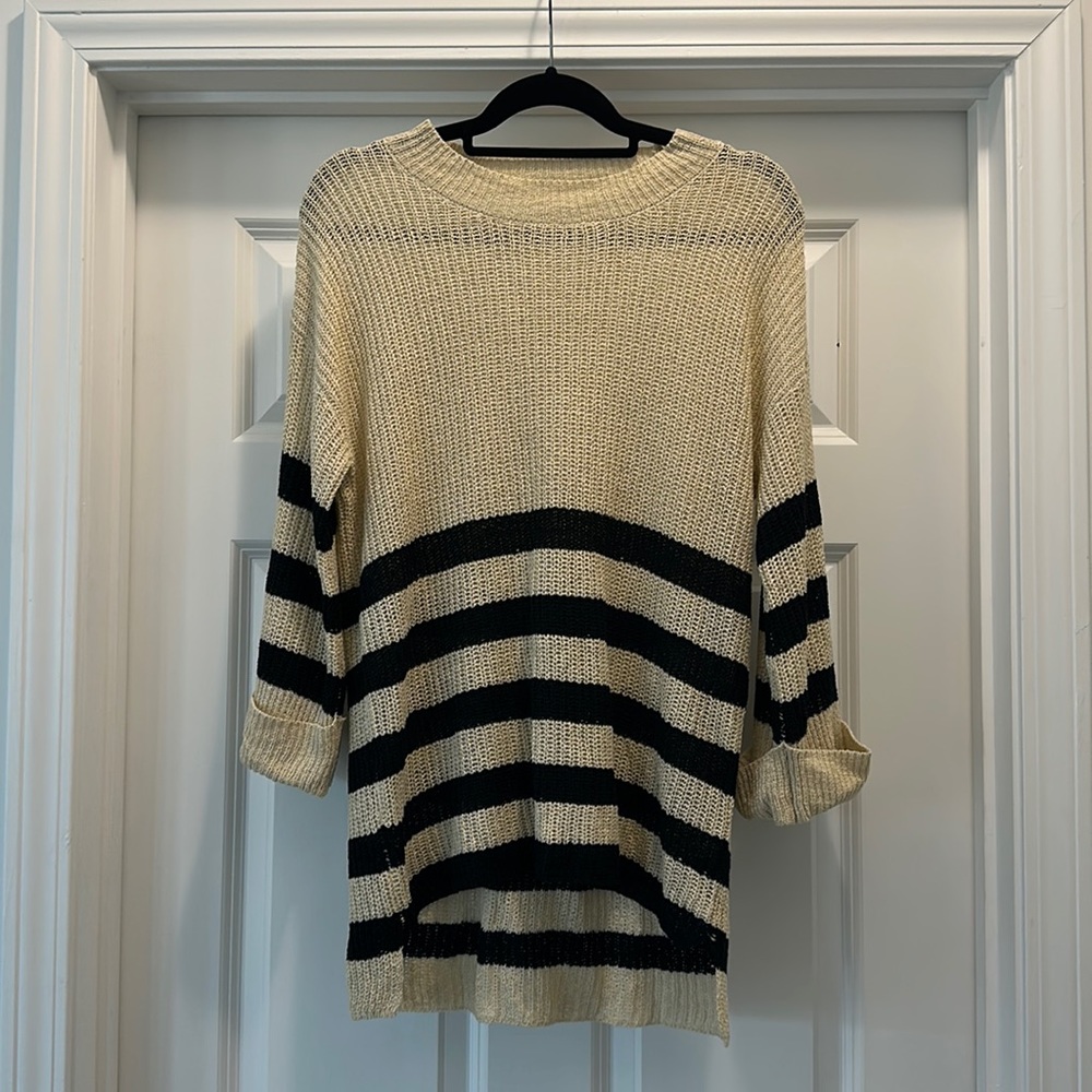 Blushing heart striped quarter length sleeve top